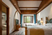 Meteorite Snow Mountain Resort (Rizhao Jinshan Roof View)