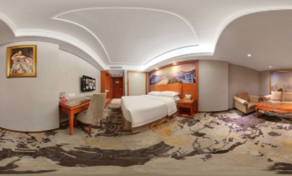 Vienna Classic Hotel (Shenzhen MixC Mall)