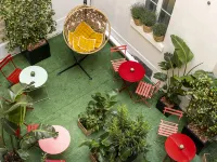 Avalon Cosy Hotel Paris Hotels near Fresque < Paris dans la tete >
