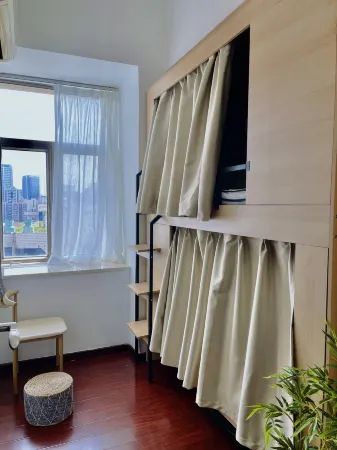 Kong Yiji Puru Girls Youth Hostel (Tianhe Sports West Branch)