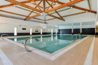 Zenitude La Valadière, Ascend Hotel Collection - piscine