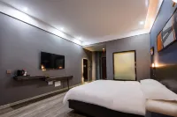 Cloud Homestay (Yinchuan Alxa Plaza Railway Station) - โฮมสเตย์