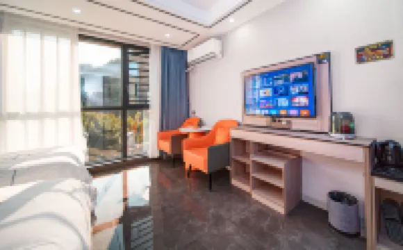 Kaigao Hotel (Kaili South High-speed Railway Station)