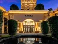 Wyndham Grand Kunming East Hotels near Guandu