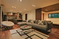 Fandina Fujiwara Hotels in 