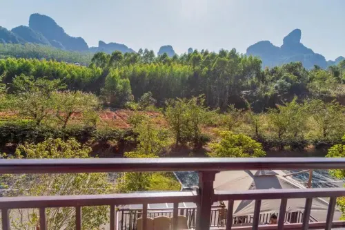 Danxia Courtyard 런화 호텔