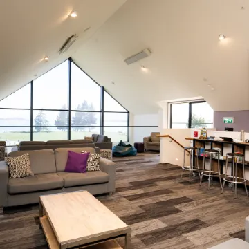 Haka House Hostel Lake Tekapo Отели в г. озеро Текапо