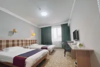 Yongquan Hotel (Changbai Mountain North Slope Tourist Distribution Center)