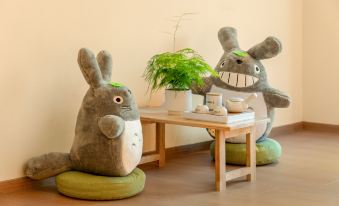 Dragon Cat Elf Hotel (Hefei High Speed Rail South Station Lei Street Night Market Plaza Branch)