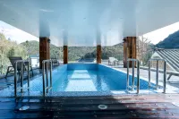Luoping County Guyang Xiaozhu B&B Hotels in Luoping