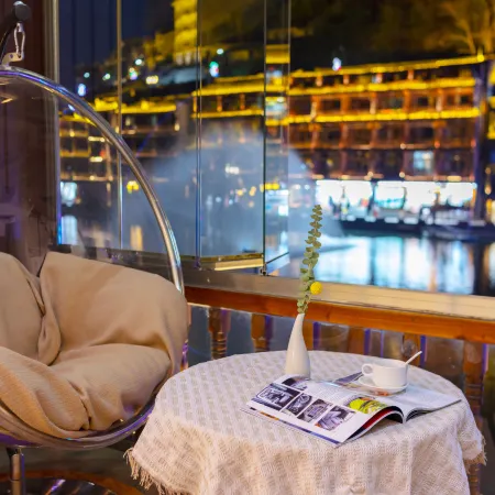 Yueying Tuojiang Riverview Homestay(Phoenix Ancient City)