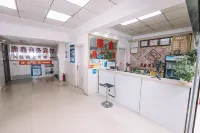 Kangxin Business Hotel (Nanchang Shenqiao Commercial Street Qingshanhu Wanda Plaza)