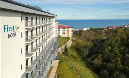 FIRST JOY HOTEL Отели в г. Ортахісар