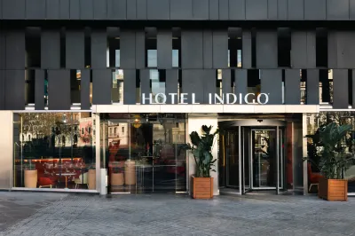 Hotel Indigo Barcelona Plaza Espana, an IHG Hotel Hotel dekat La Pedrera