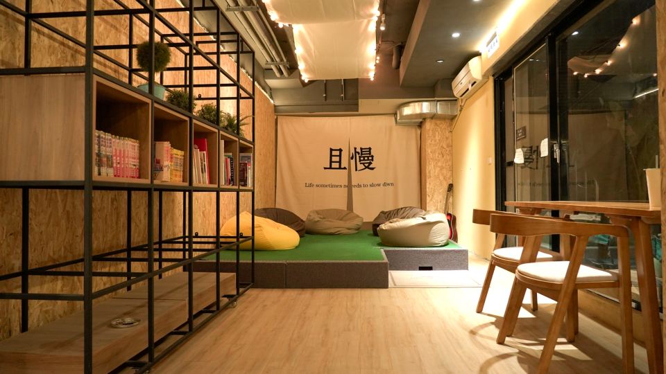 MeetingMates Hostel