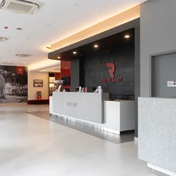 Red Planet BGC The Fort