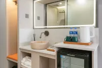Guangzhou Lang Yue Xuanxuan Hotel Hotel di Distrik Fangcun