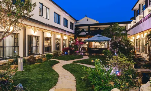 윤헤 예보 호텔 (우시 영산대불 녠화베이)