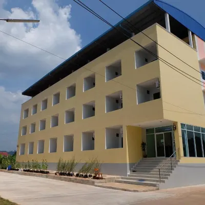 Tara Apartment Hotels near Wat Nikhom Thammaram