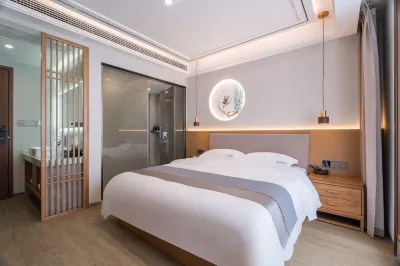 棲間堂智能民宿(鳳凰古城景區虹橋店) 鳳凰鳳仙境溫德姆豪廷溫泉附近的飯店