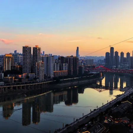 Guangzhi Cloud View Riverfront E-sports Hotel