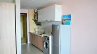 Manzhouli Liangli Hotel (Country Garden Phoenix International Apartment)
