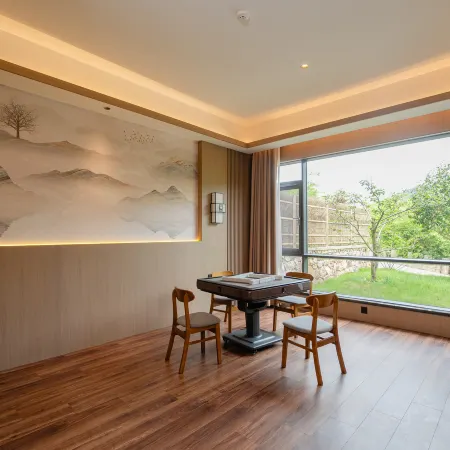 Lujiang Yefushanju Residence Resort Hotel