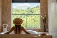 Yixing Bamboo Sea Suiyuan Valley Hotel - balcony