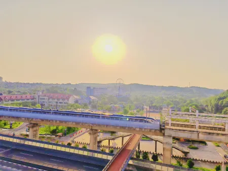 Xiaolu Homestay (Changsha Ecological Zoo) Отели рядом с достопримечательностью «Hunan Vocational College of Science and Technology (Muyun Campus)»