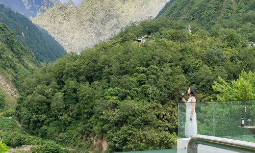 Hailuogou Tongtang·Secret Garden Holiday Villa·Snow Mountain Holiday Villa