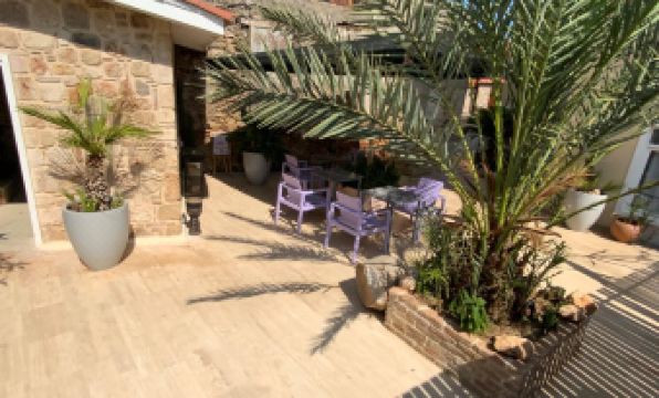 House of Good Things Hotel