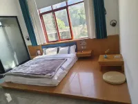 Yangjia Courtyard Homestay فنادق في يانغ بي