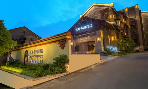 St. Potala Hotel