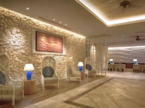 Hotel Shigira Mirage