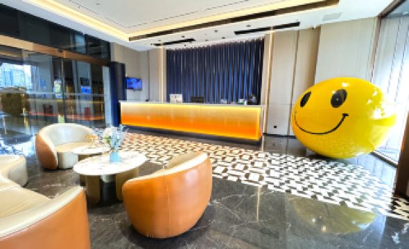 OKDAY High-Rise River View Hotel (Chongqing Hong Ya Dong Jiefangbei Pedestrian Street)