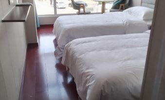 Hong Yue Hotel in Yi Yuan County