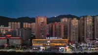TIANYUE  RLTON HOTEL Hotels near Nanjiang Guangyun Station