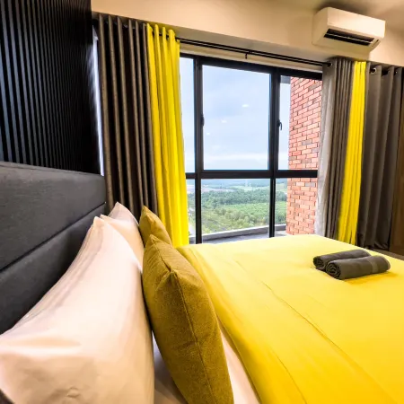 Bell Suites - KLIA Transit Train - Sepang