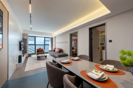 Keymore Art Residence Hotel Отели рядом с достопримечательностью «Ximing Happy World Huaxia Shijia City Paradise»