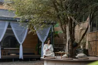 안지 쑤인 Su'Inn 서지스·쑤시 용츠 추첸 온천 Villa 매이쑤 우창석 고거 주변 호텔