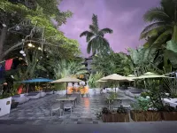 Oulanya Weilan Homestay (Dadonghai Branch) Hotels in 