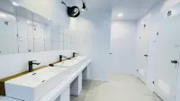 Lazy hostel