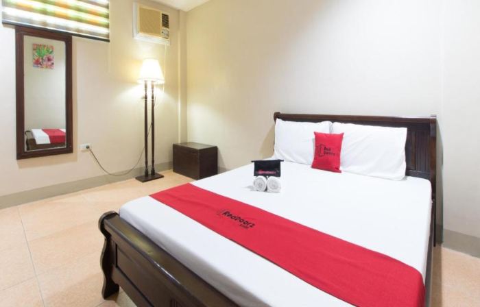 RedDoorz @ Teofila Lodge