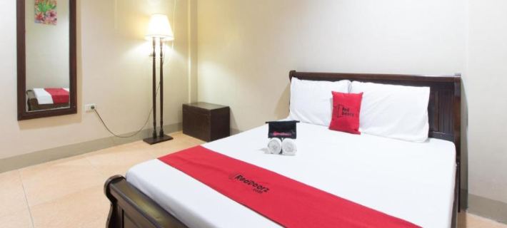 RedDoorz @ Teofila Lodge Hotels in Vigan