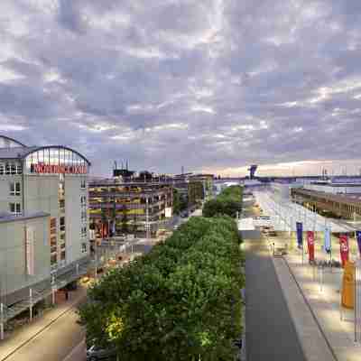 Mövenpick Hotel Nürnberg Airport Hotel Exterior