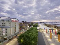 Mövenpick Hotel Nürnberg Airport โรงแรมใกล้สนามบินเนือร์นแบร์ก
