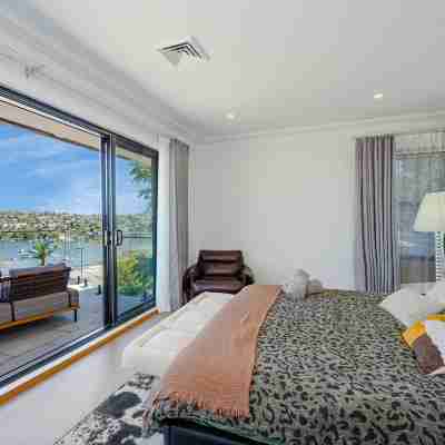 Amazing Luxury House in Mosman Rooms