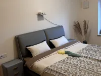 Jishou Hua Xiaorui Homestay [Xiangxi Vocational and Technical College Store]