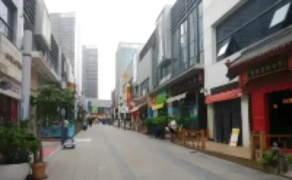 Xiamen Haoyue Skyline Apartment (Wuyuanwan Huli Wanda Plaza)