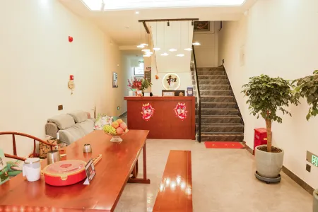 Lijiang Hemuju Yunqi Affordable Guesthouse（South Gate of Ancient Town Branch)